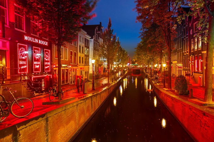 red-light-district-amsterdam_0