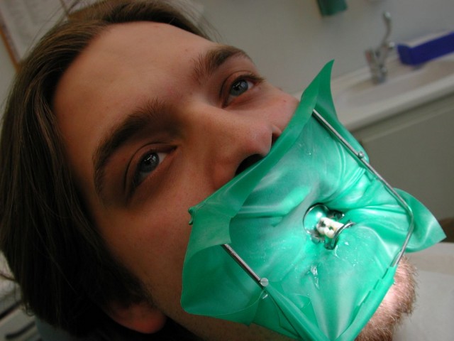Diga Dentara – Tratamente Dentare in Siguranta