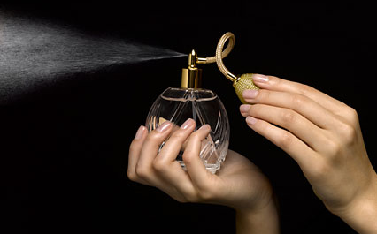 Cum alegi cel mai bun parfum pentru tine si de unde il cumperi?