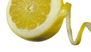 6 alimente care elibereaza pielea de impuritati