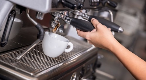 Unde găsim mereu echipamente pentru HoReCa și Industria Alimentară la prețuri  imbatabile și cele mai bune servicii de consultanță?