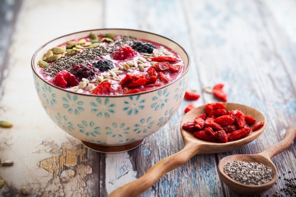 Cum prepari un smoothie bowl in 5 etape?