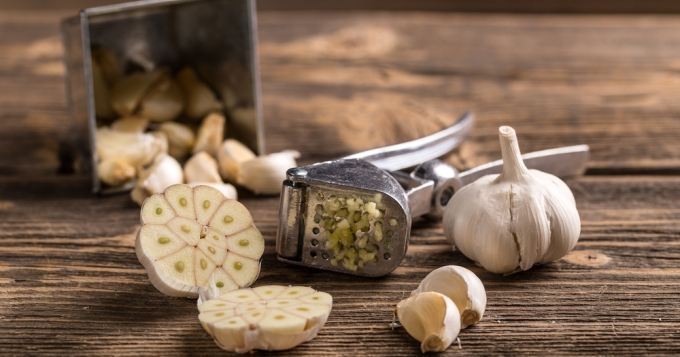 Alimentele care pot cauza o respiratie neplacuta