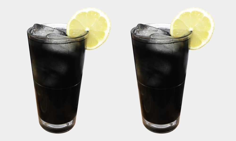 Limonada neagra, noua bautura care seduce internautii