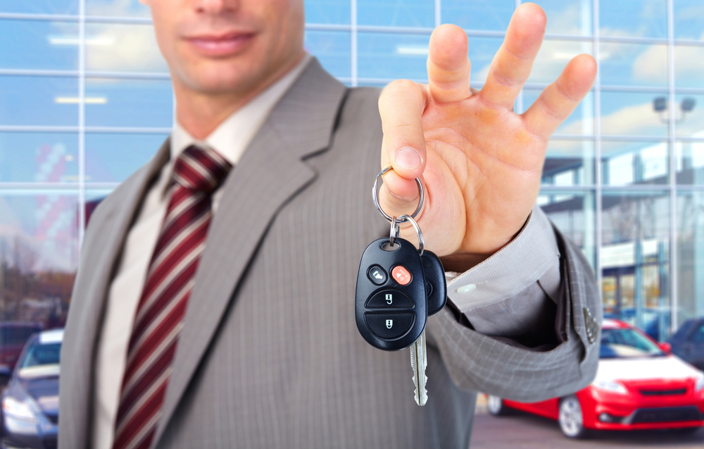 Atentia acordata unei masini de inchiriat trebuie sa fie mai mica sau mai mare decat in cazul autoturismului propriu?