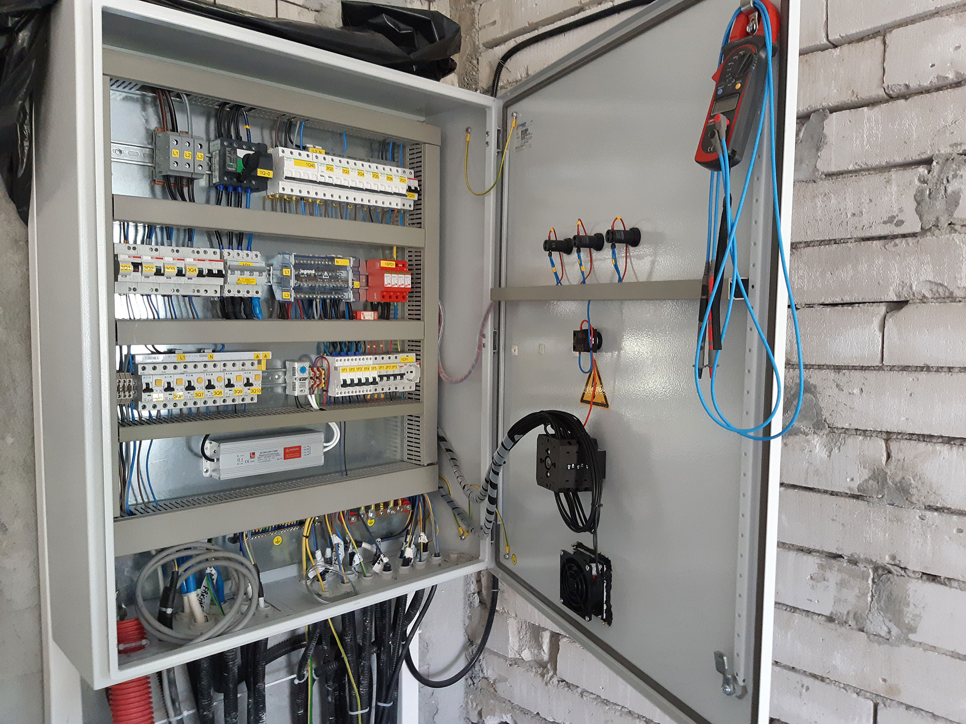 Mentenanță instalații electrice – Importanța întreținerii corespunzătoare