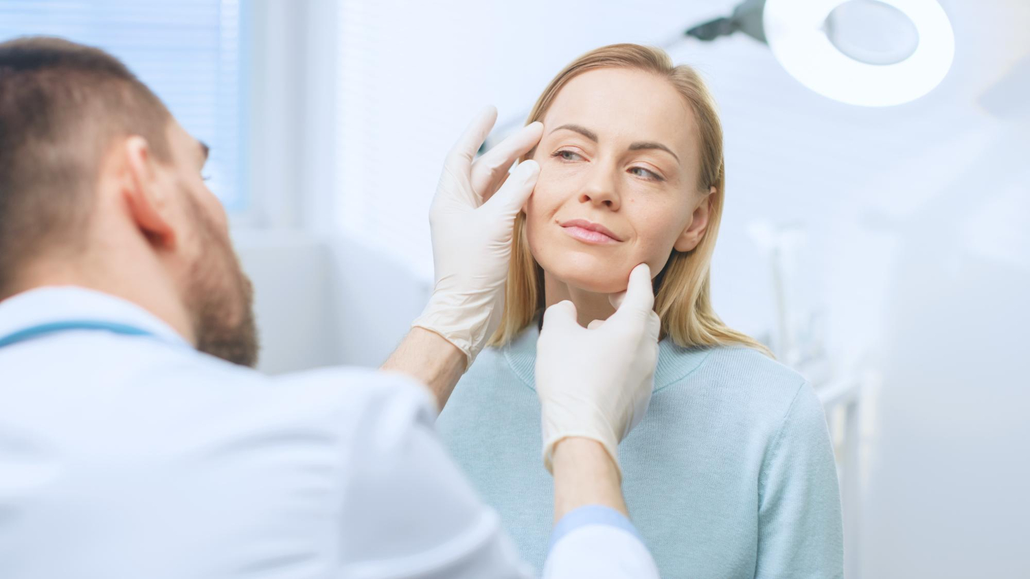 Procedura FaceTite este alternativa inovativă dintre produsele și liftingul chirurgical
