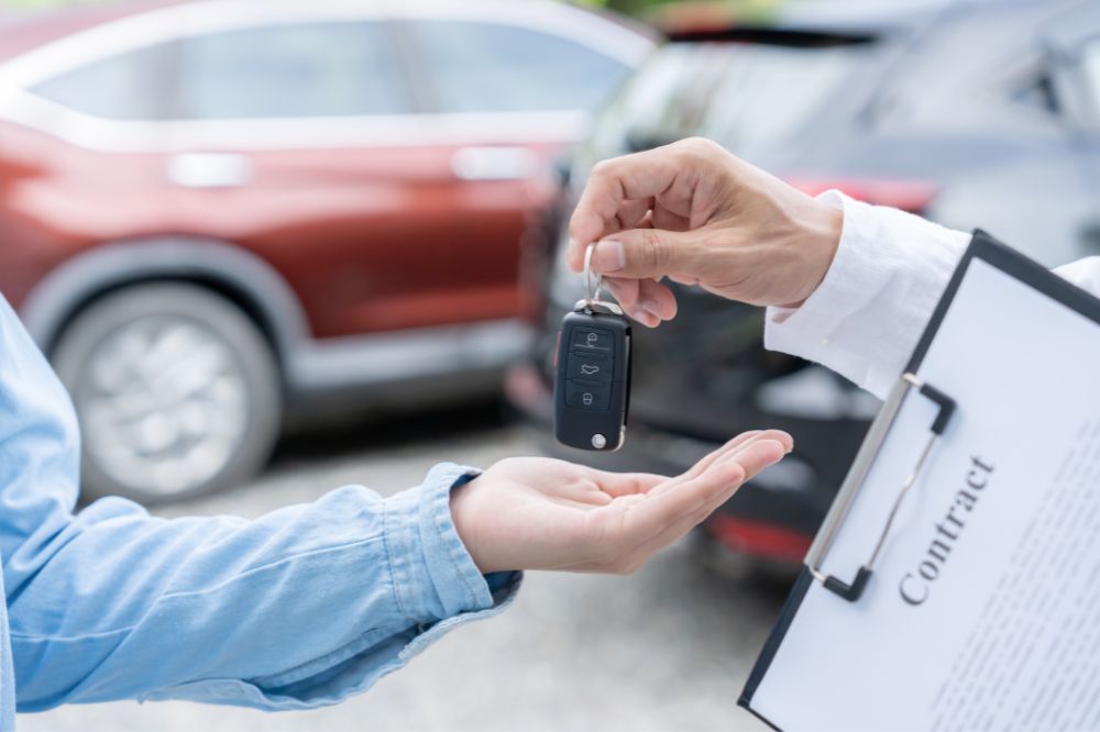 10 lucruri pe care să le cauți la o firmă care vinde mașini second hand