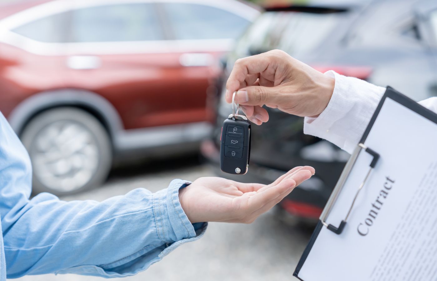 Ce acte trebuie să primești când cumperi o mașină second-hand de la o persoană fizică?