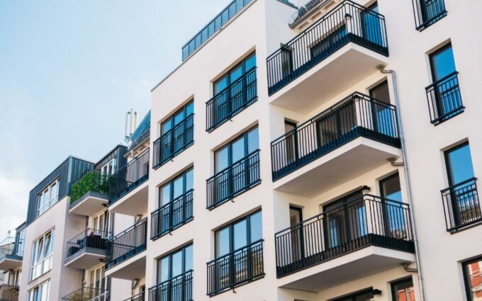 Apartamentul cu 2 camere ca investiție: ce caută un viitor proprietar într-o astfel de locuință